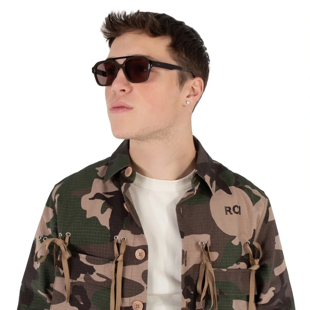 🕶️ NIB Fendi Brown Navigator Sunglasses: FE40076U 50E 52 - Picture 5 of 12